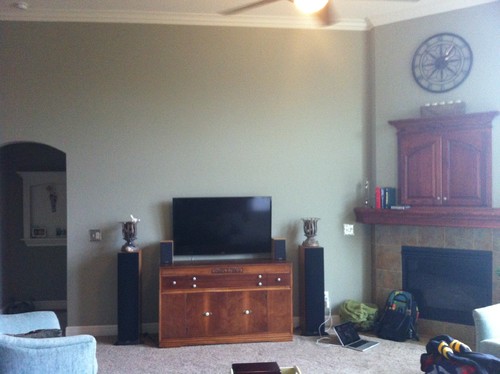 Need Help With What To Put Above The Tv