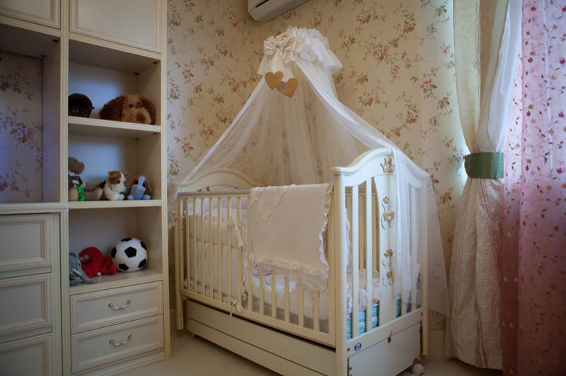 Классический Интерьер квартиры  в бежевых тонах (120 кв м)