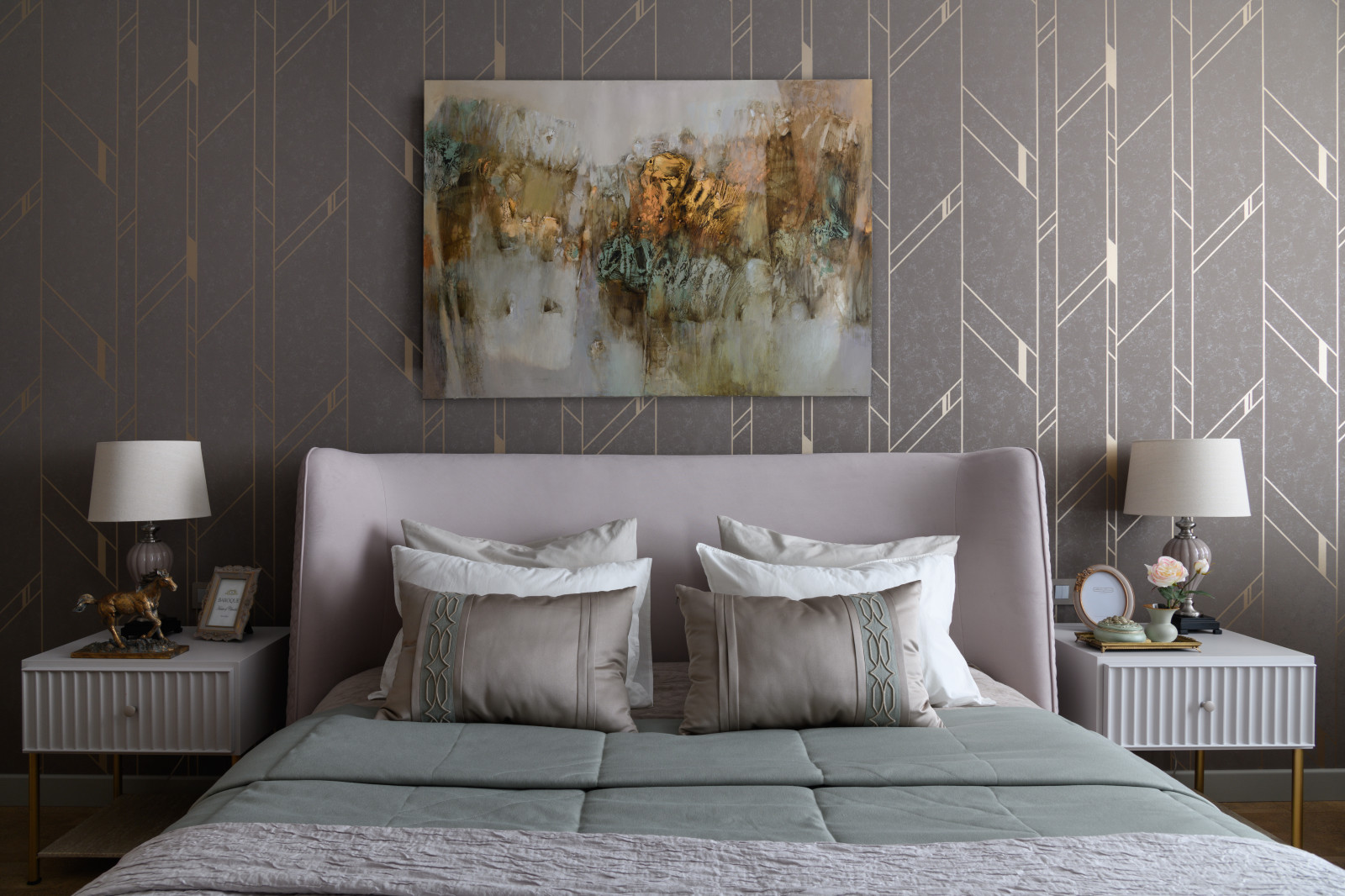 Изысканный интерьер трехкомнатной квартиры