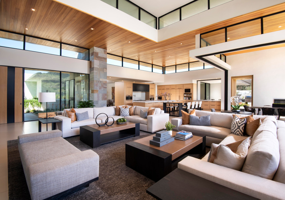 Photo of a contemporary living room in Phoenix.