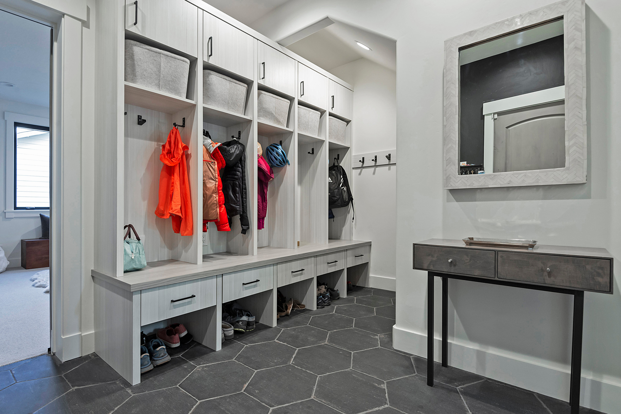 Prospecter Modern Beauty