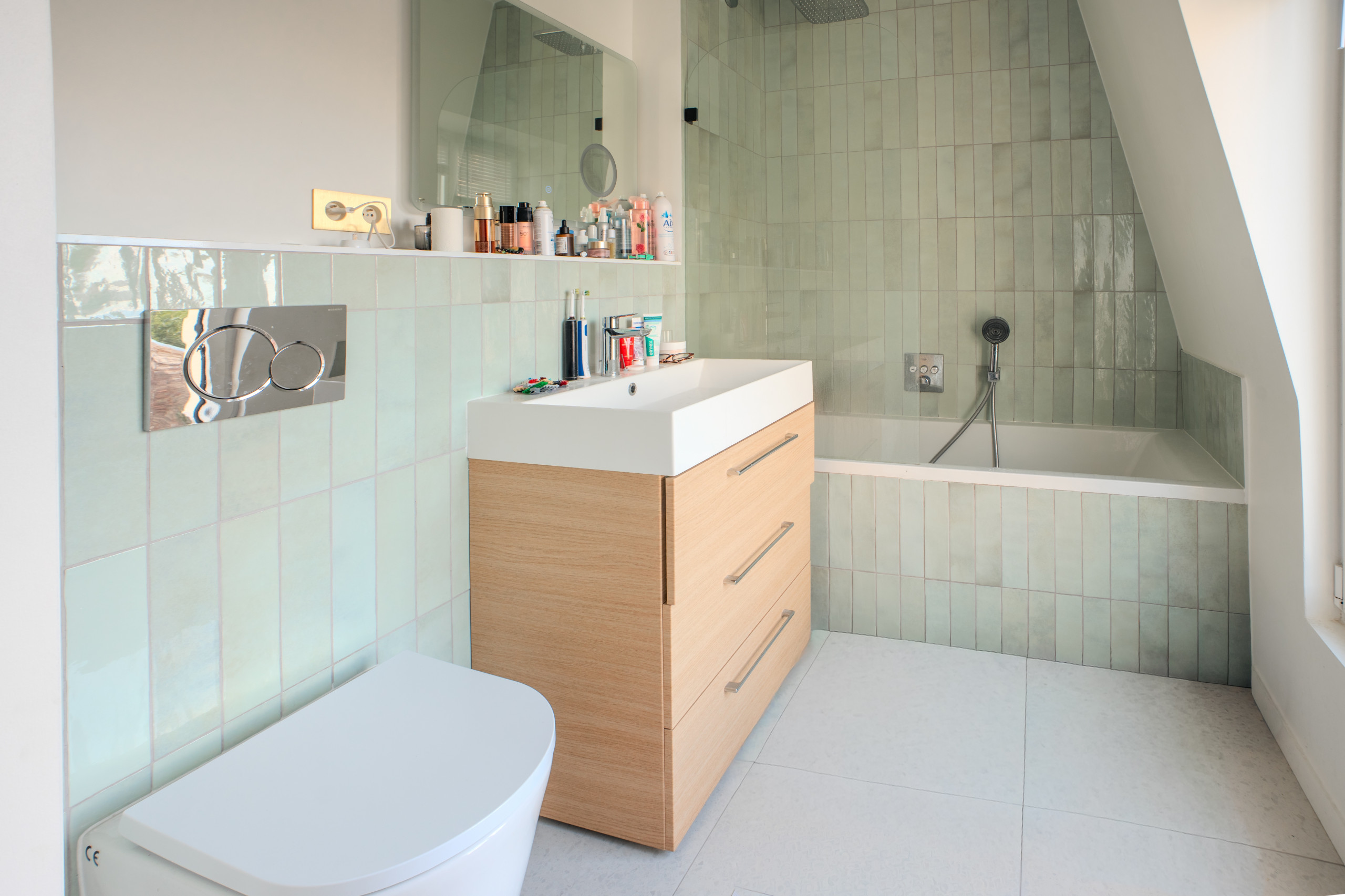 LUMIERE - surélévation d'un pavillon