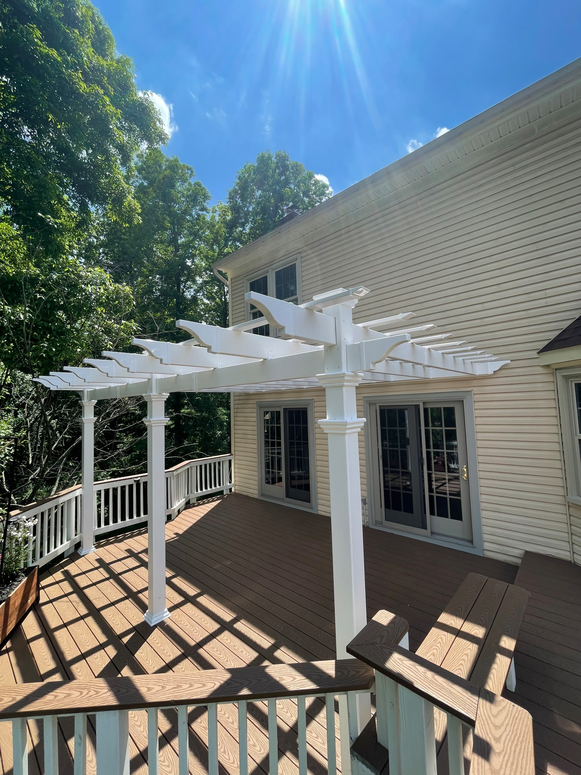 Deck pergola