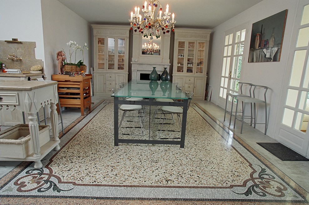 Inspiration for a large traditional eat-in kitchen in Venice with terrazzo floors and multi-coloured floor.