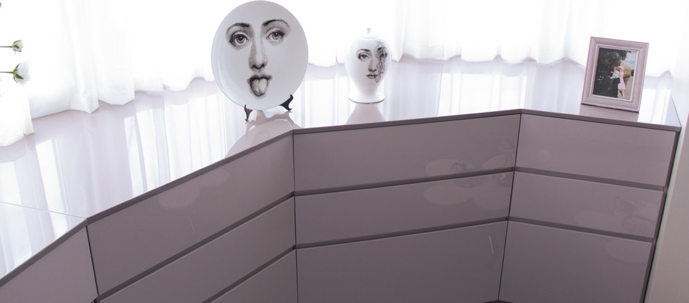 Шкафы на балконе