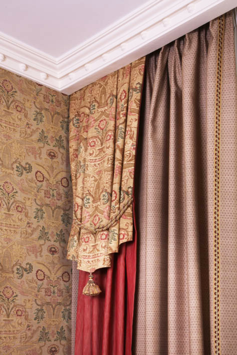 ДОМ В СОЛОВЬИНОЙ РОЩЕ