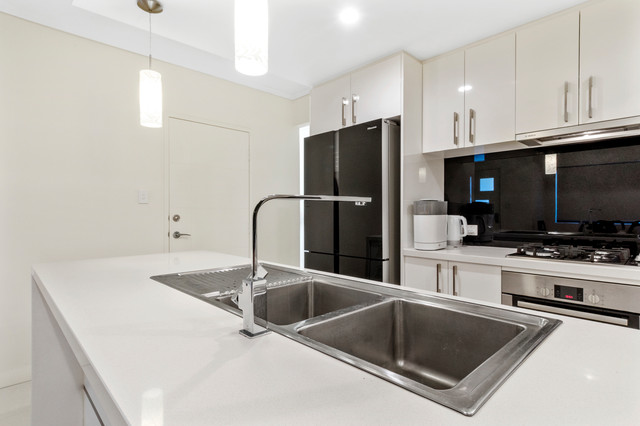 Kitchen transitional-kitchen
