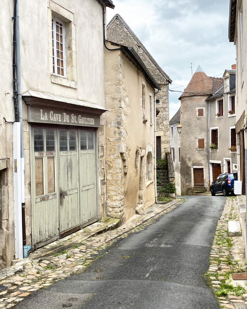 Château Rejuvenation | Saint-Gaultier, France | Simple Vintage & Restoration