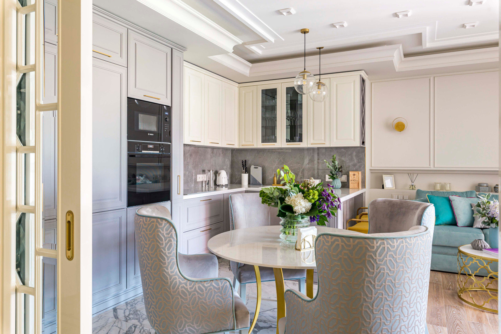 КВАРТИРА НА МИЧУРИНСКОМ ПРОСПЕКТЕ