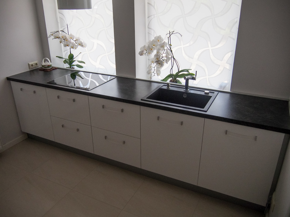 Кухня в светлых тонах