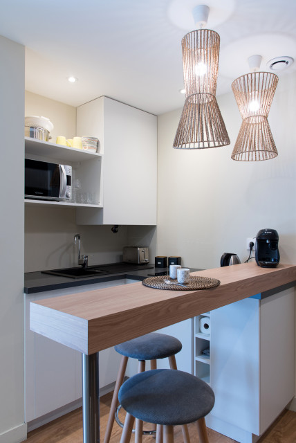 Am&eacute;nagement de 2 studios locatifs tropical-kitchen