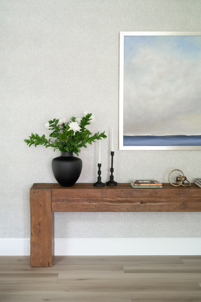 Inspiration for a transitional home design remodel in Miami