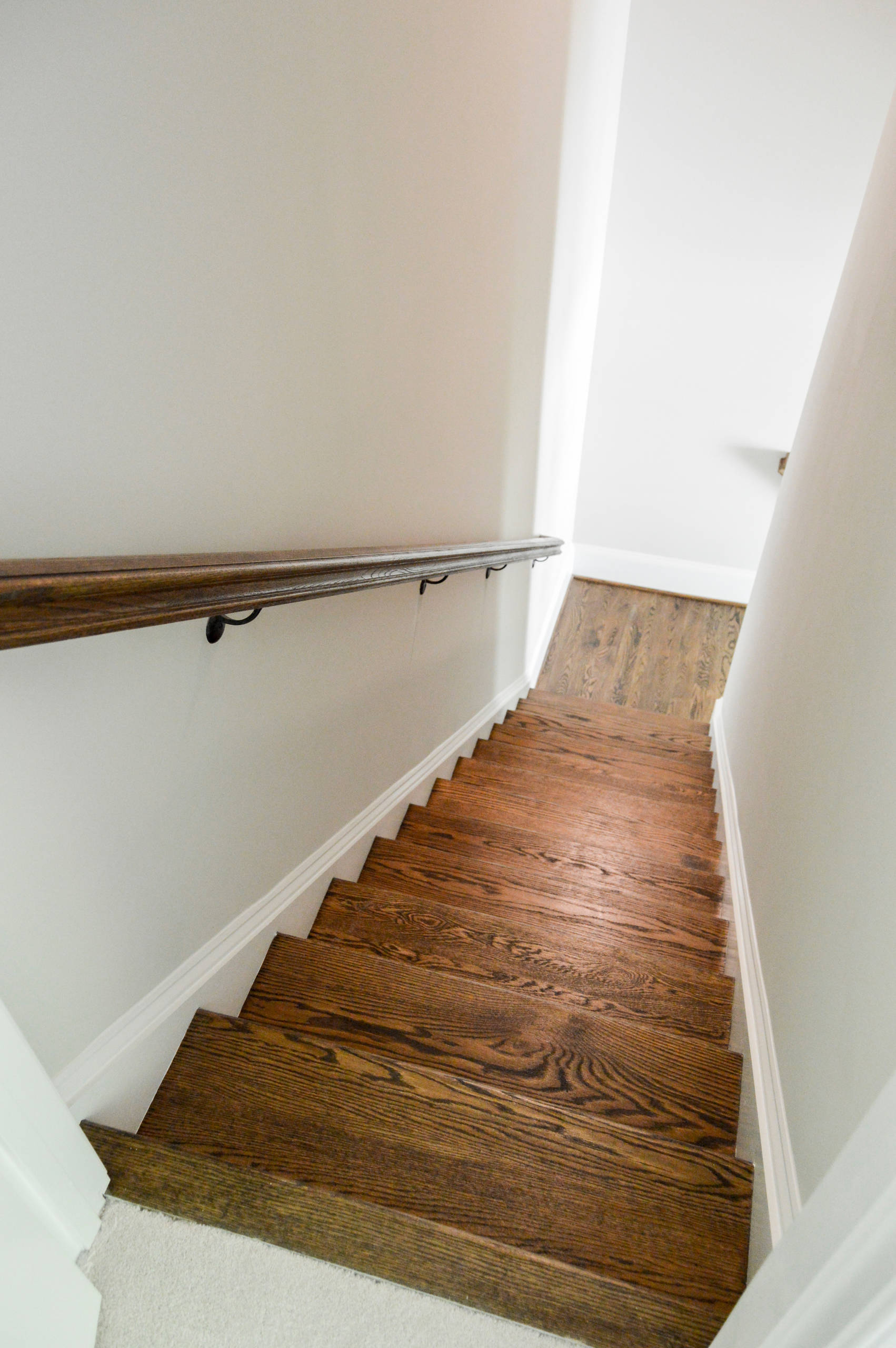 38_European Style Circular Balcony and Multi-level Staircase, Middleburg, VA 201