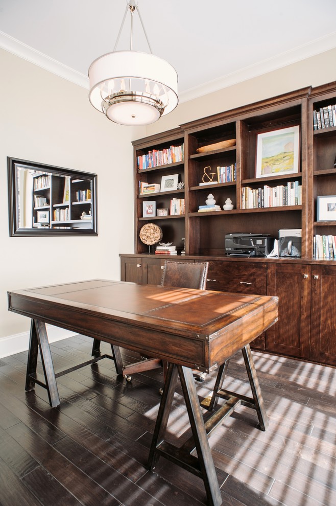 Design ideas for a transitional home office in Chicago with beige walls.