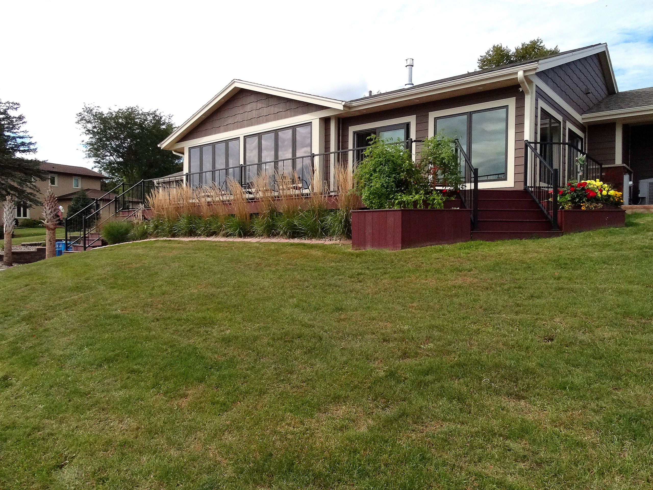 Muskego Residence - Exterior and Sun Room Addition