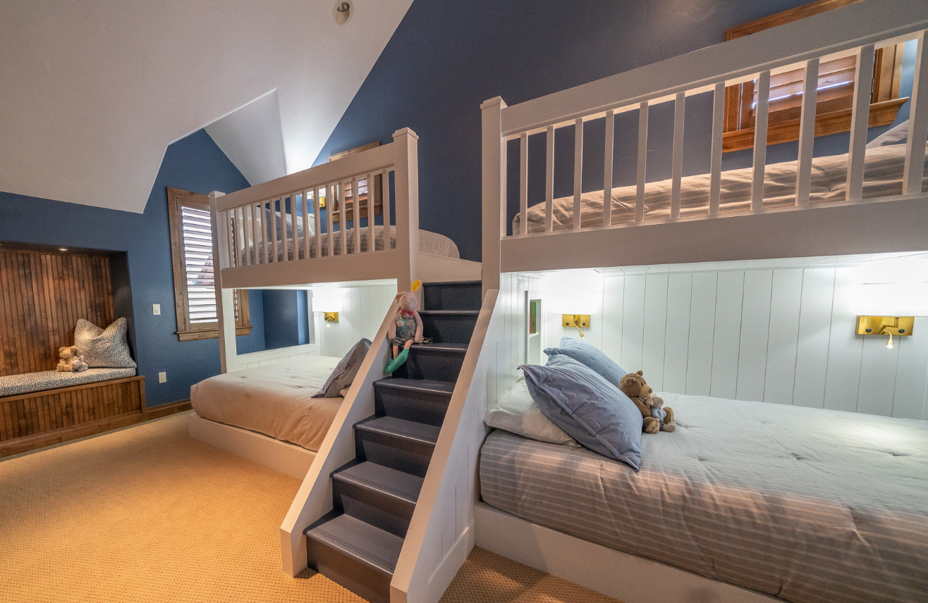 CUSTOM LUXURY BUNK BEDS