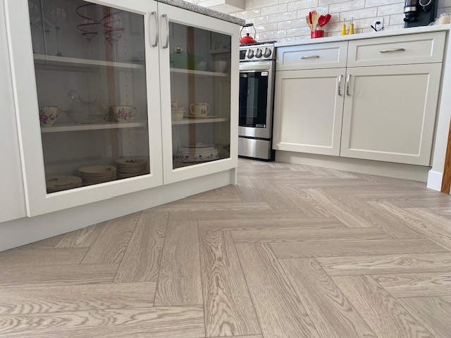 Inspiration for a transitional kitchen remodel in Edmonton