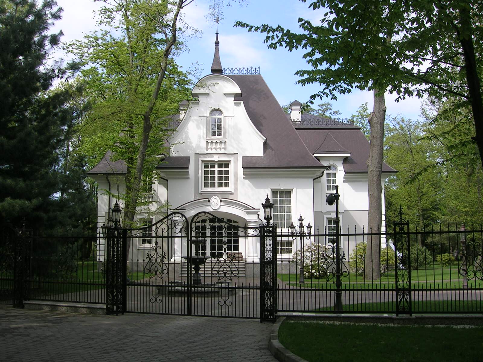 Жилой дом в поселке Отрадное Калининградской области