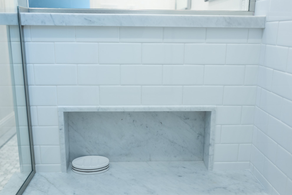 Piedras Circle- Master Bathroom