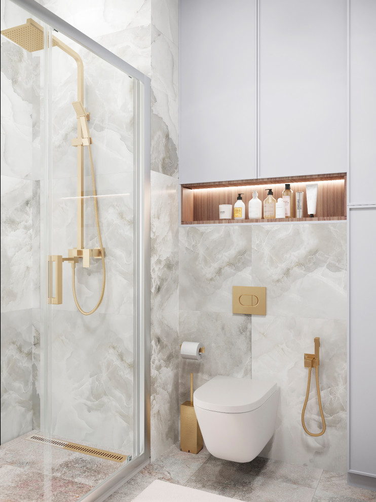 Санузел с душем на первом этаже