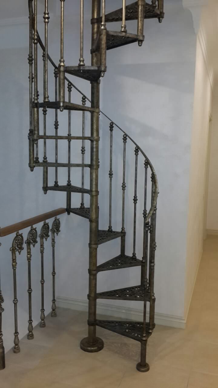 Чугунные лестницы