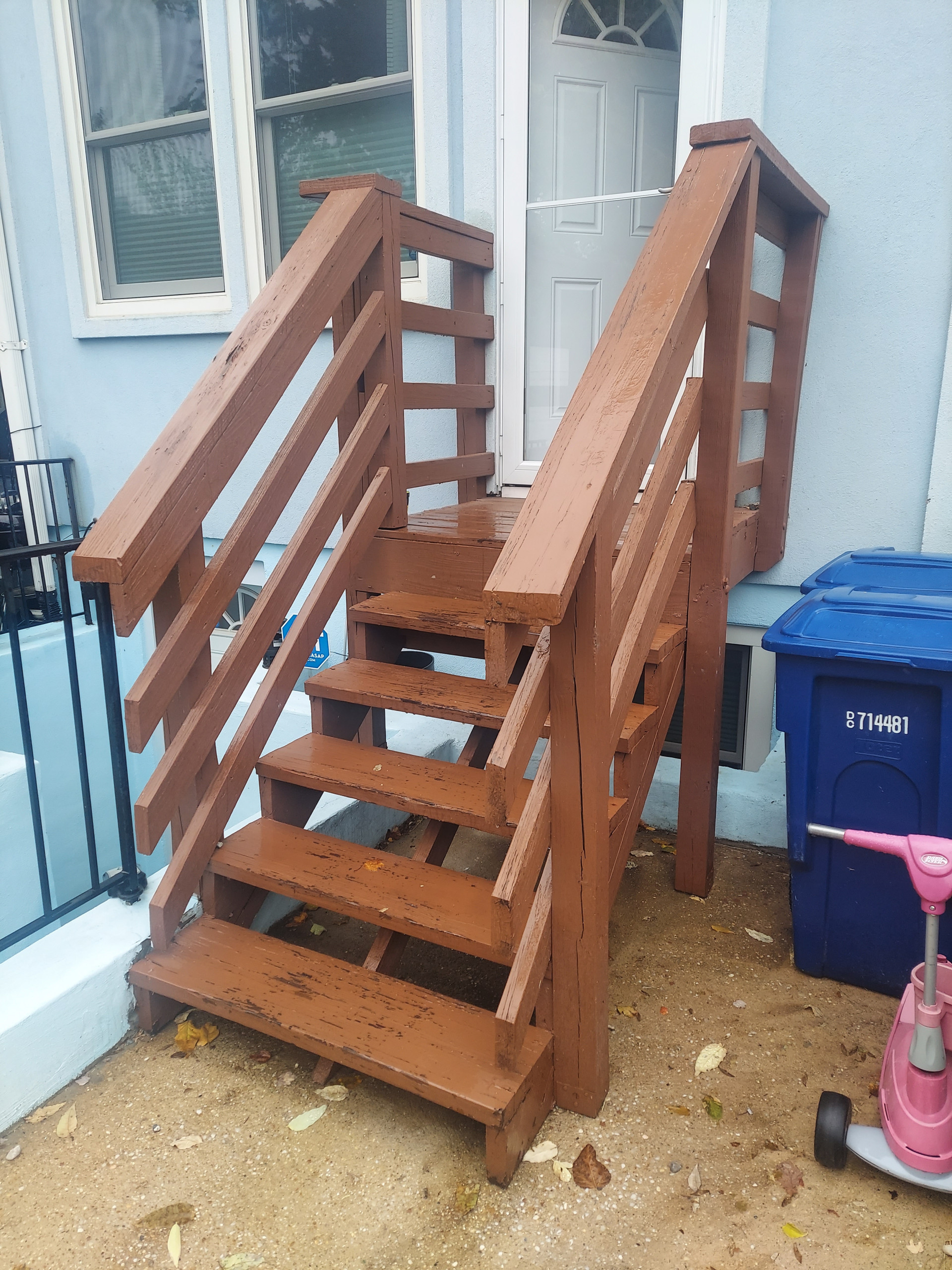 Replacing wooden stairs for steel