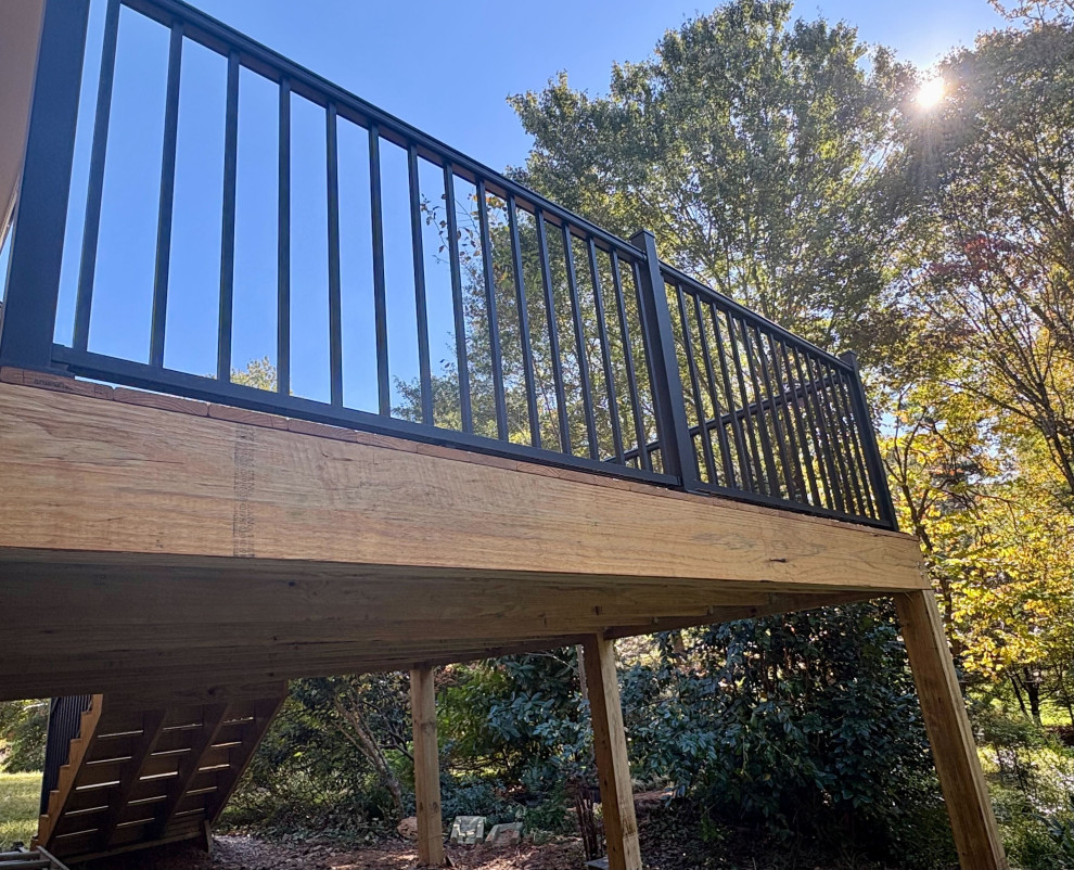 Wood Deck with Aluminum Rails