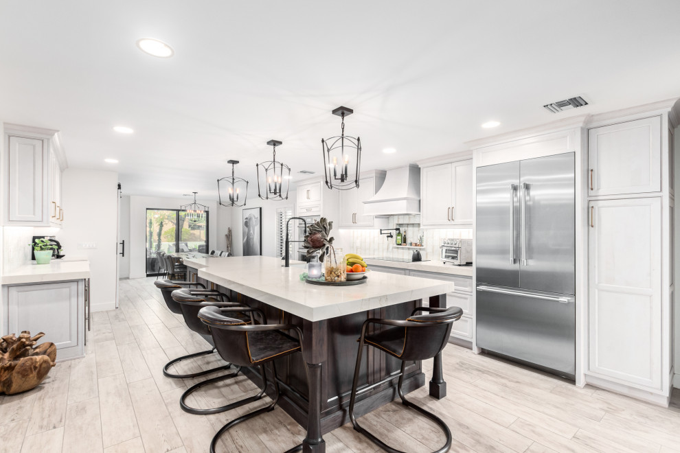Kitchen - rustic kitchen idea in Phoenix
