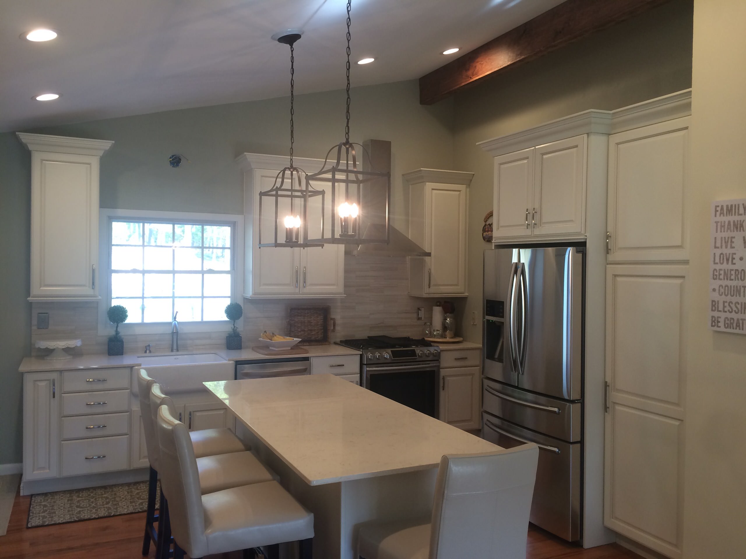 White Kitchen in South Fallsburg