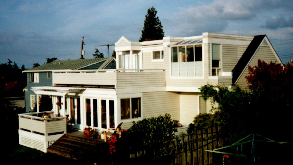 Eagan Residence