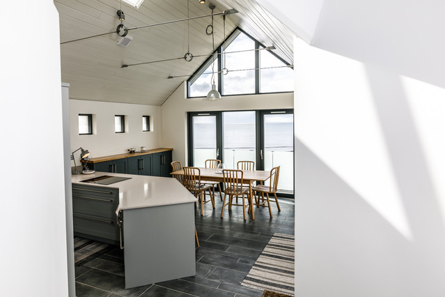 Downderry, Cornwall beach-style-kitchen