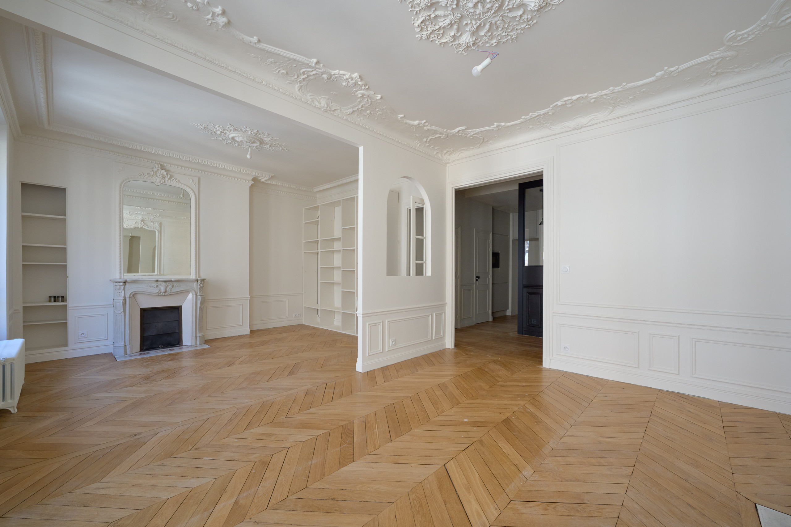 Rénovation et mise en valeur d'un appartement parisien à la Gare de Lyon