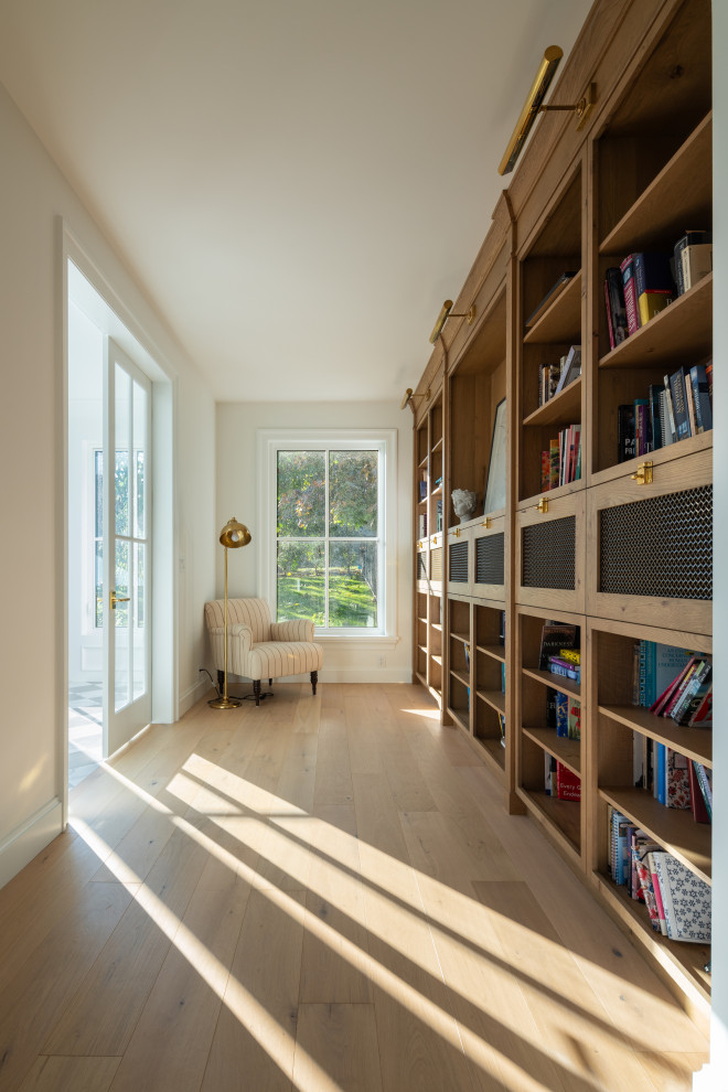 Home design - transitional home design idea in Vancouver