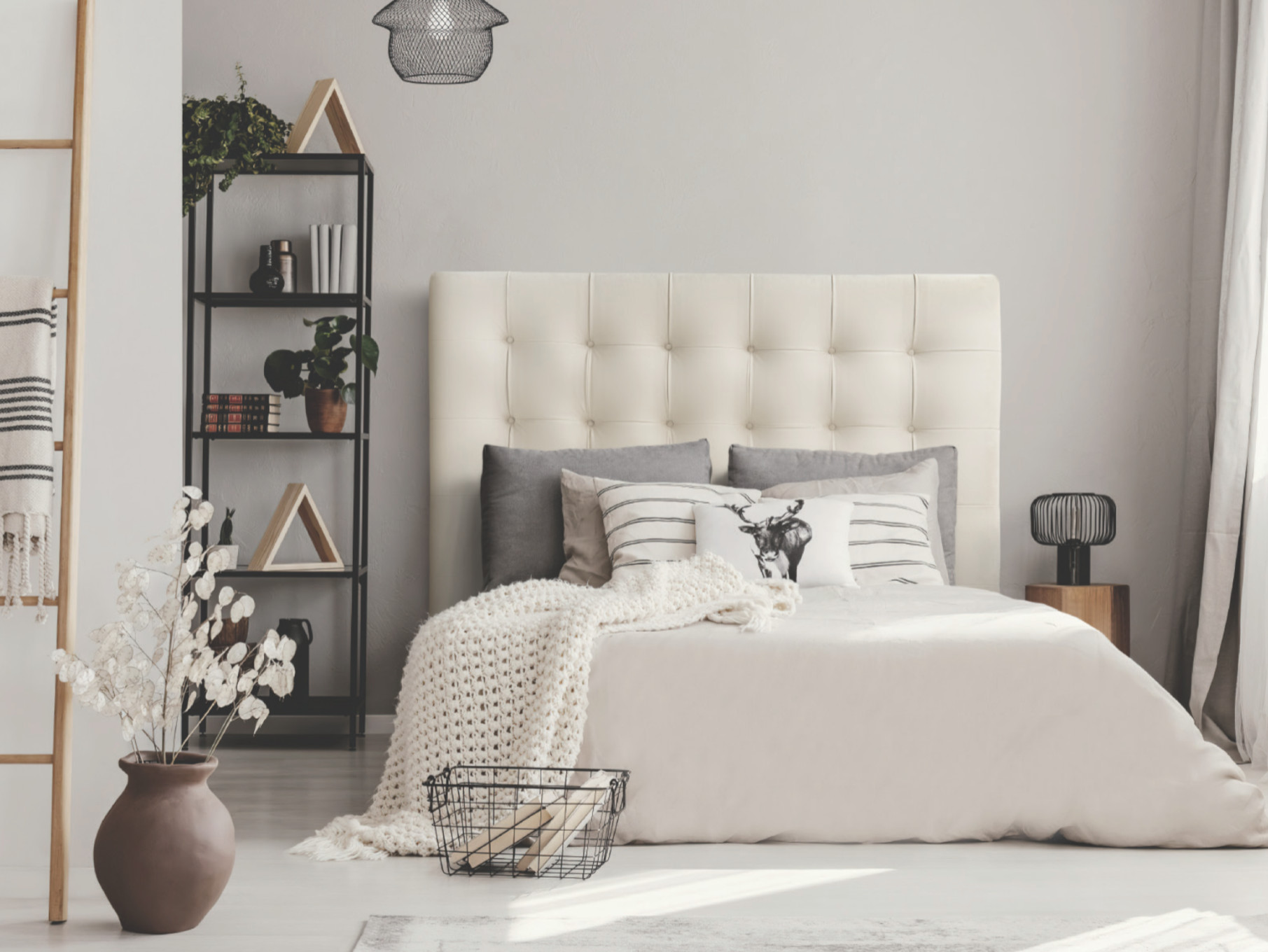 BEDS & HEADBOARDS