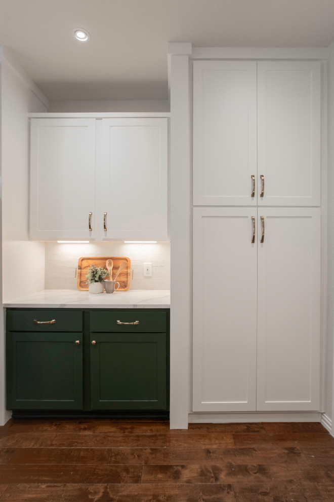 Magnolia Virginiana | Kitchen + Laundry + Fire Place