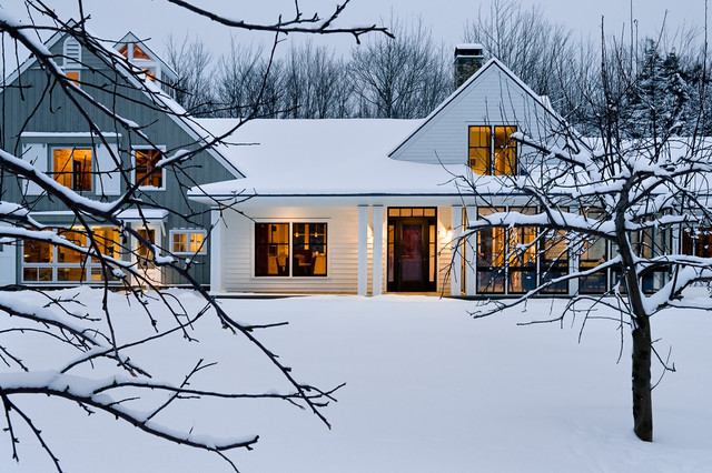 South Facade at Dusk landstil-hus-og-facade