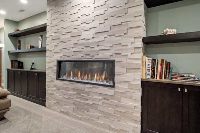 Clayton Basement modern-wohnzimmer