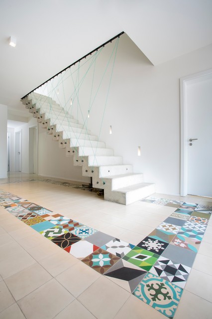 099 HAUS G contemporain-escalier
