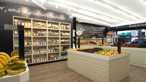 REFORMA INTEGRAL CADENA DE FRUTERÍAS BORAU