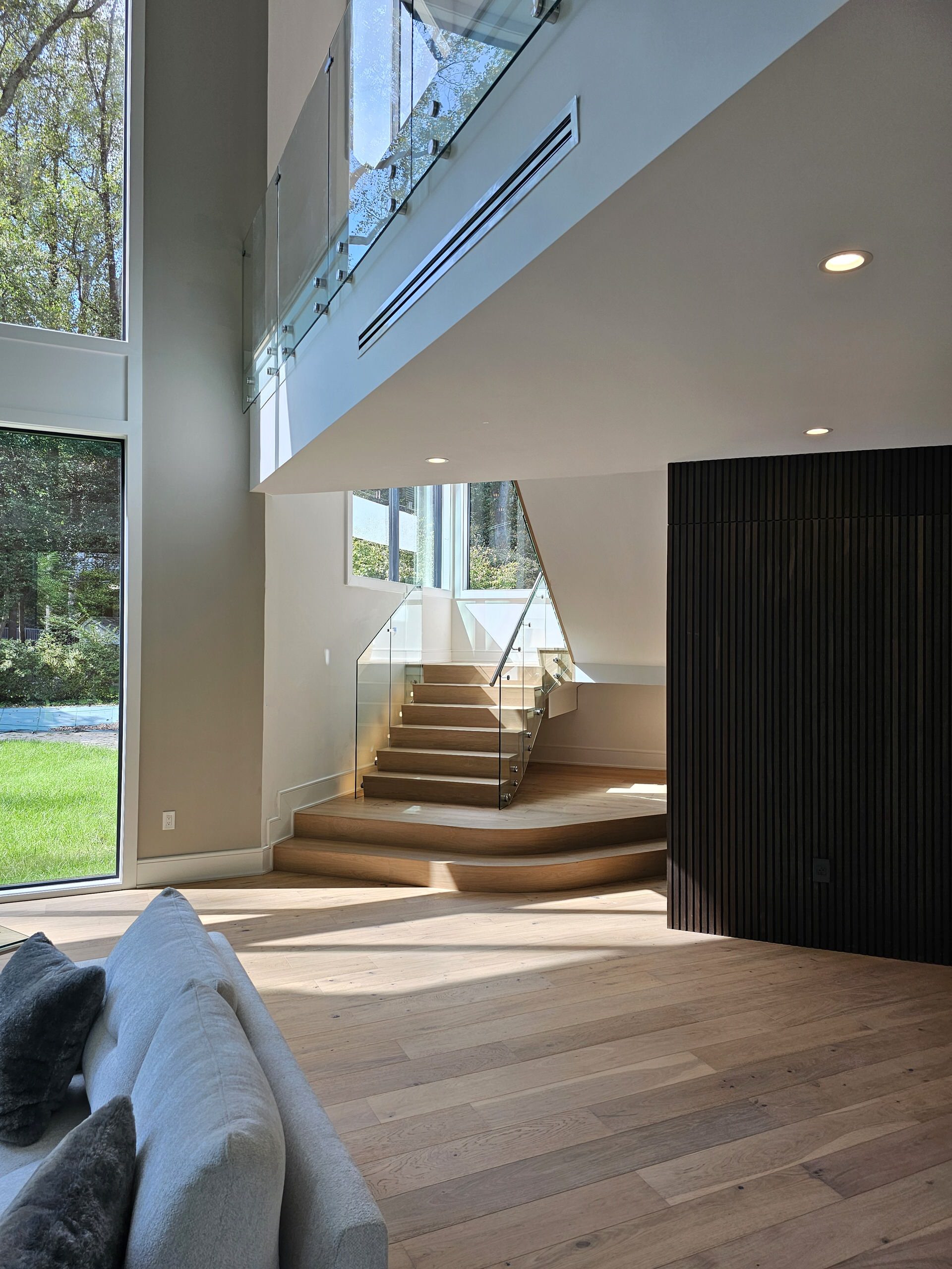129_White Oak Slanted Riser Modern Stair, Mclean, VA 22102