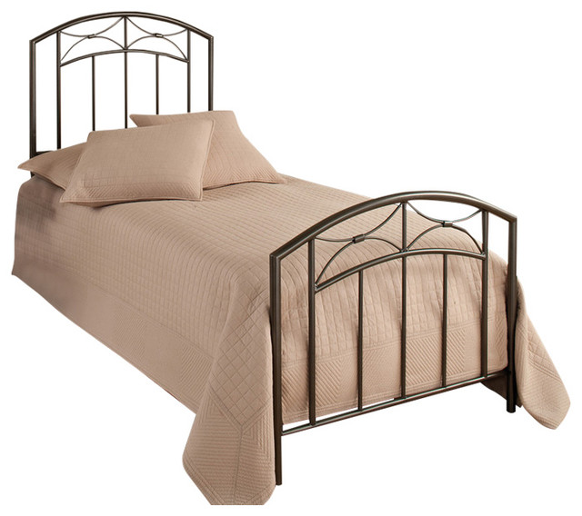 Queen Magnesium Pewter Hillsdale Furniture Tiburon Bed Set with Rails