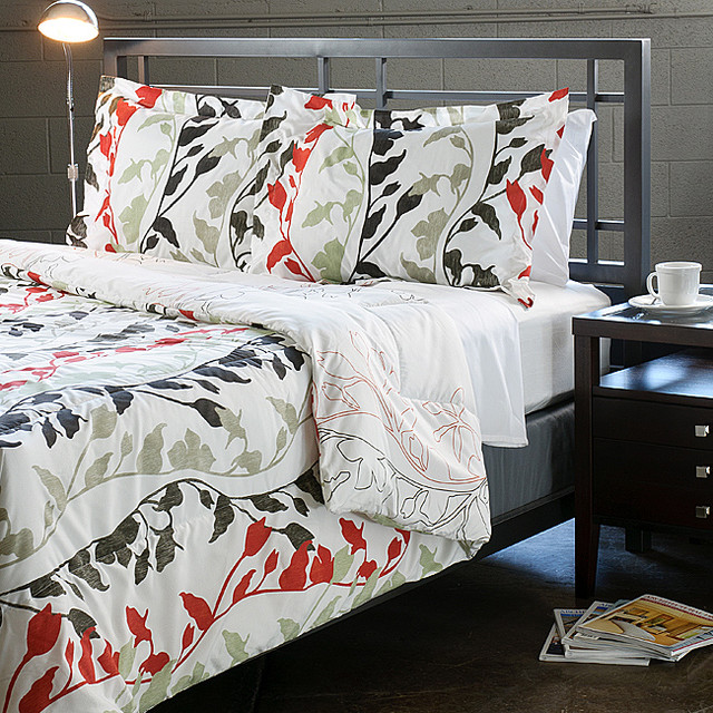 Grace Red 3-Piece Full/ Queen-size Comforter Set