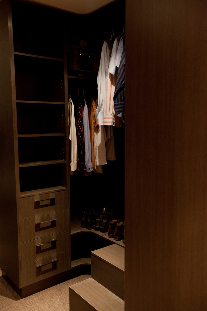 Wardrobe design Essendon, Vic Modern Closet Melbourne by Interior Sanctuary