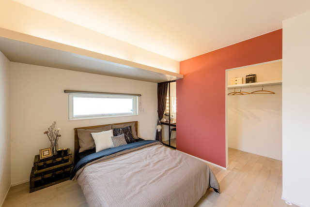 スタイリッシュママの家 modern-schlafzimmer
