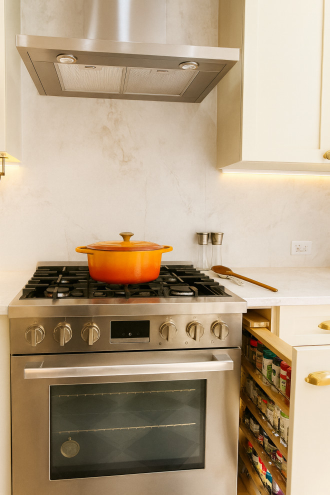 Kitchen - kitchen idea in DC Metro