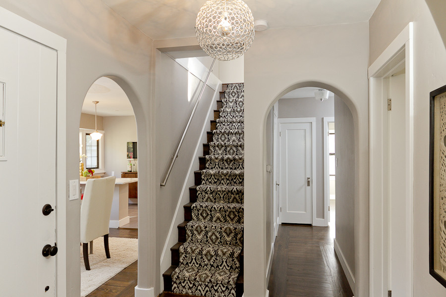 This is an example of a transitional staircase in Sacramento.