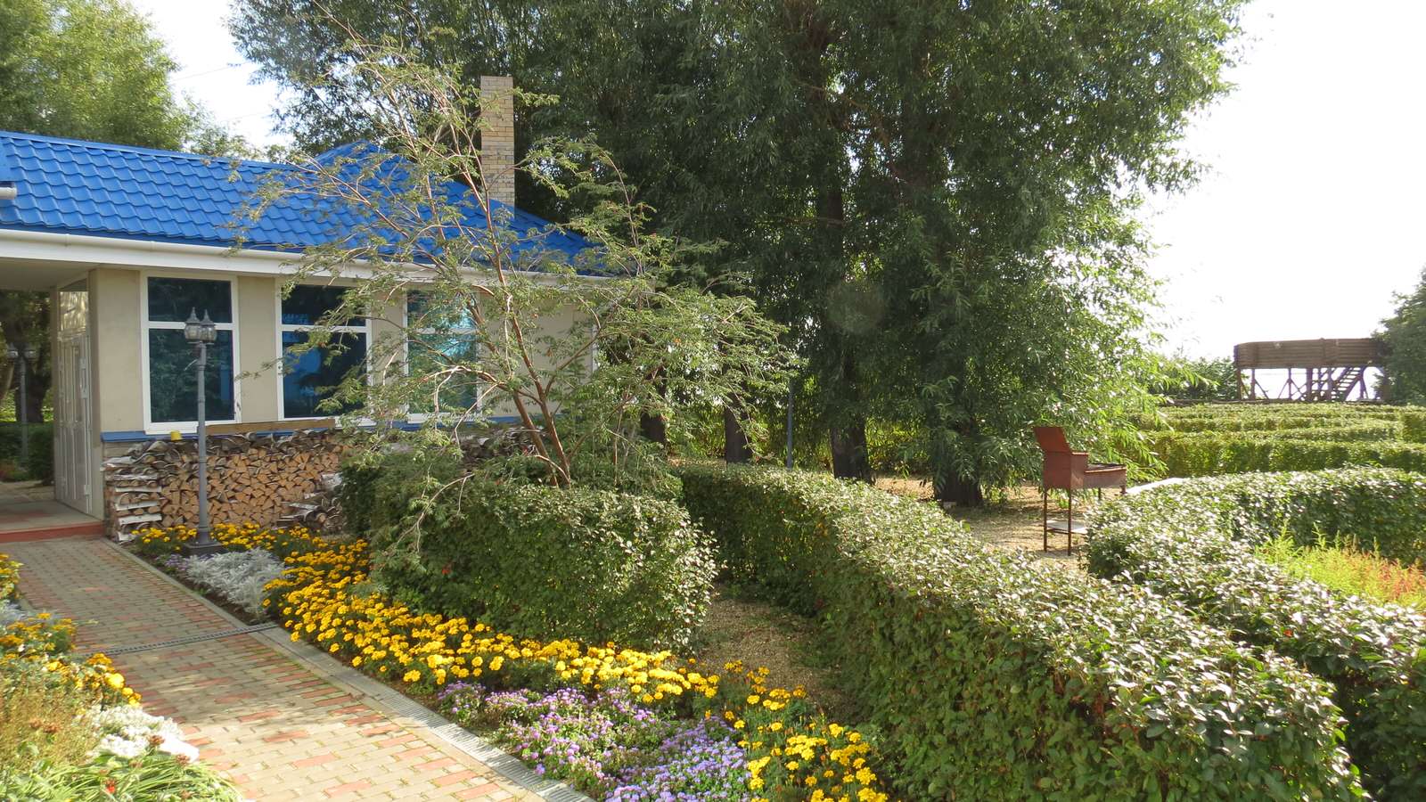 Искусство стрижки и формовки на наших объектах