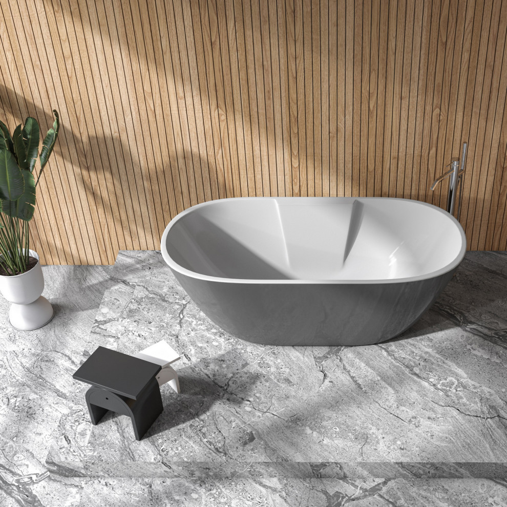 Esempio di una stanza da bagno padronale minimalista di medie dimensioni con vasca freestanding, piastrelle marroni, piastrelle effetto legno, pareti marroni, pavimento in marmo e pavimento multicolore