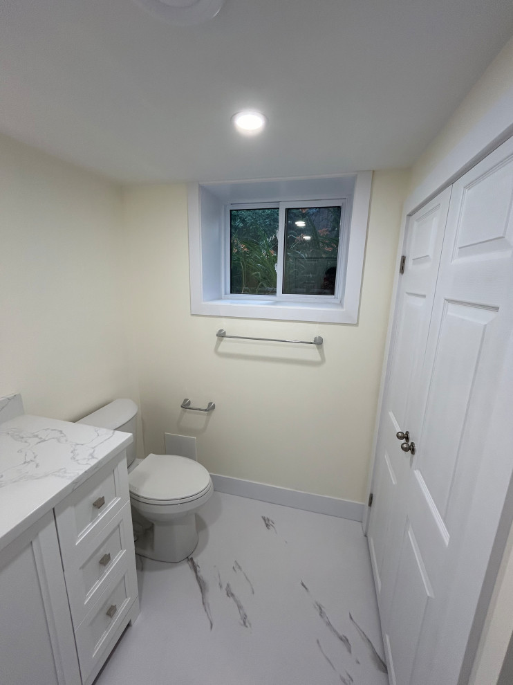 Wortley - Modern Bathroom Remodel - London, ON