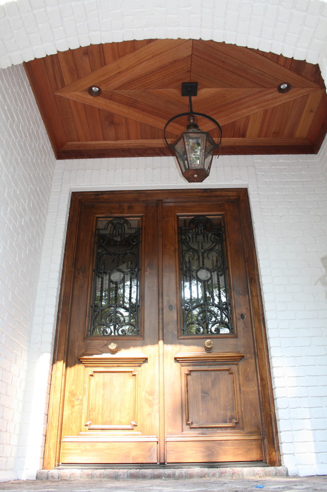 Photo of a traditional entryway in Other.